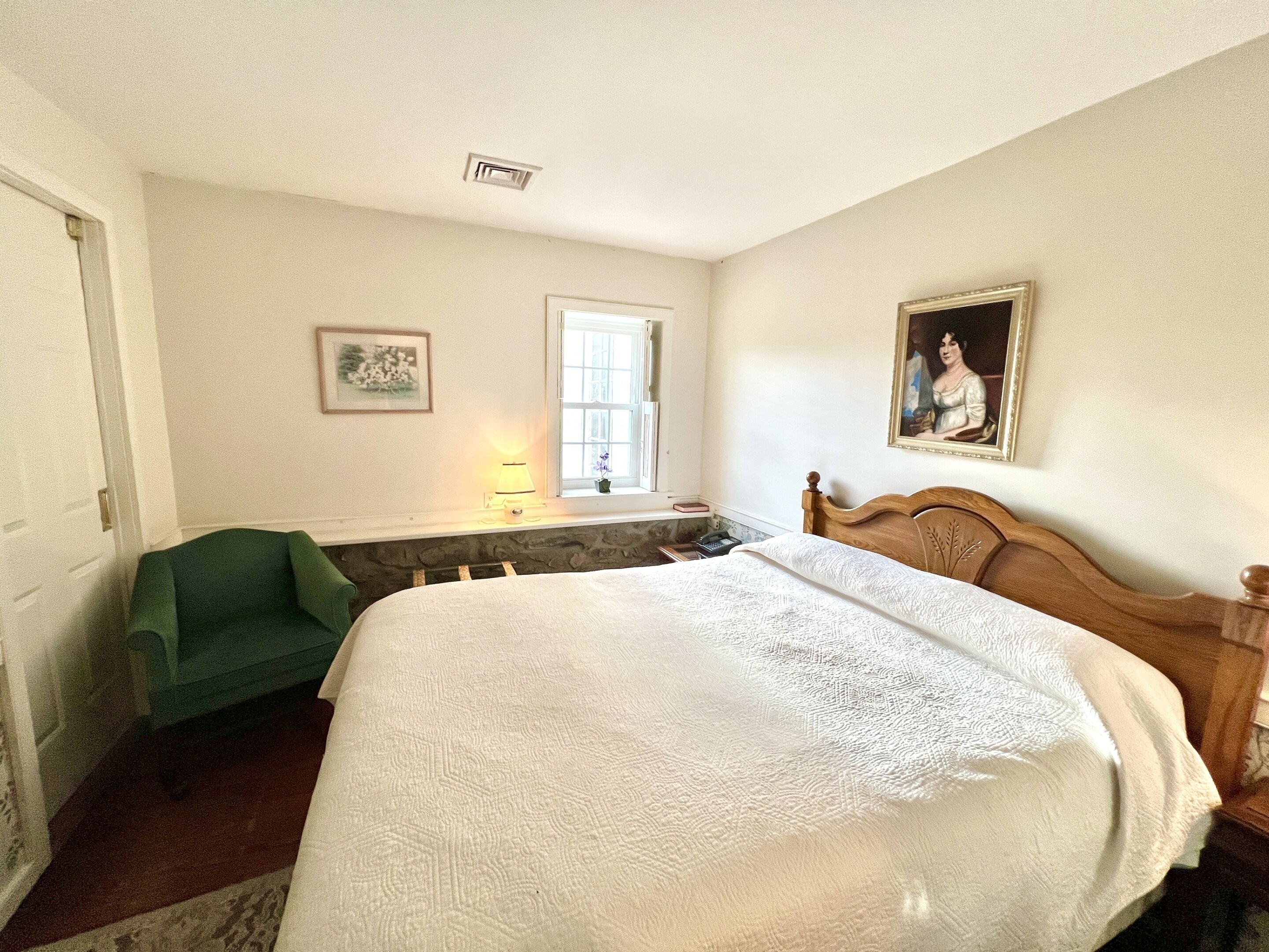 Standard Double Room, Private Bathroom (Dolly Madison)