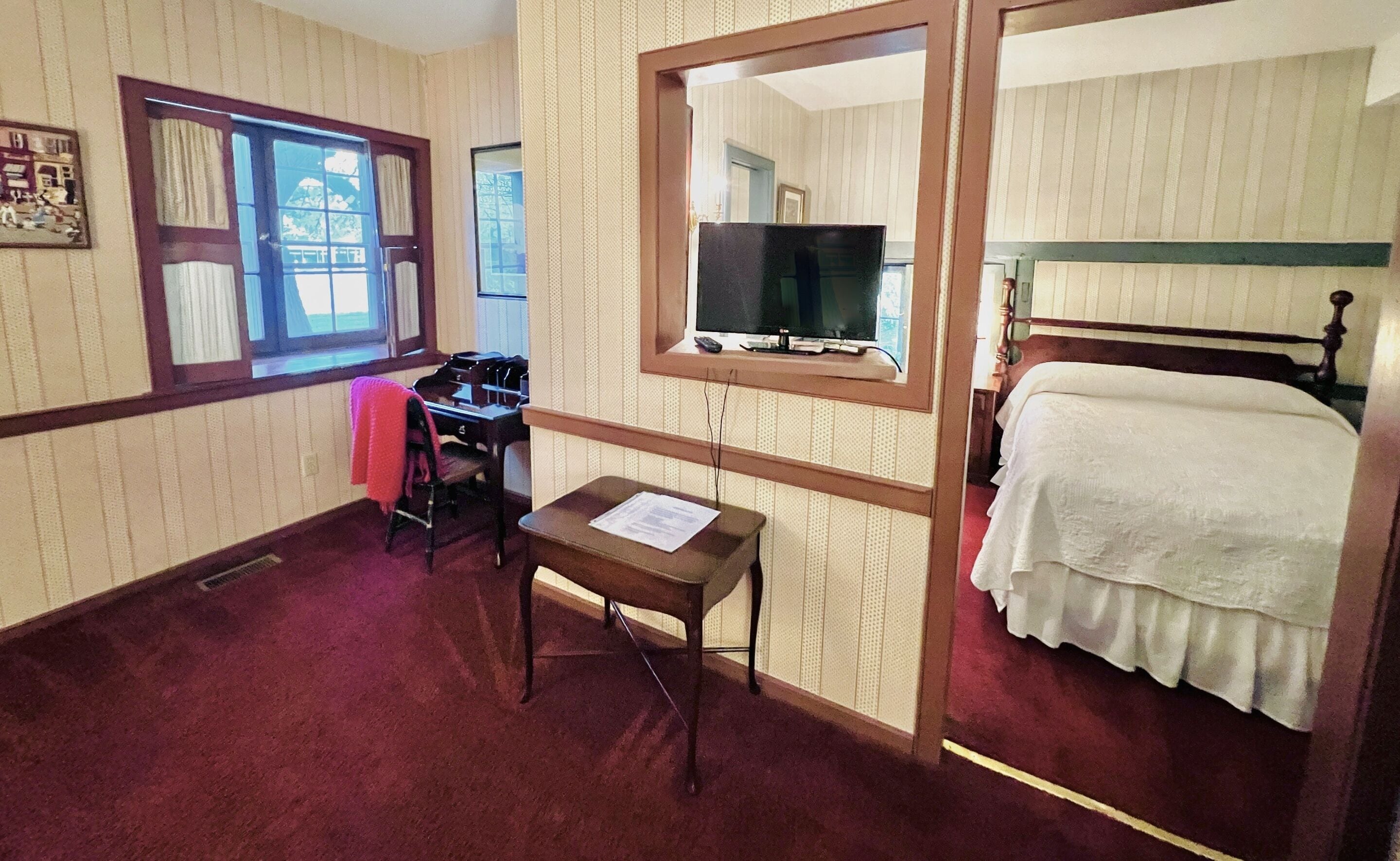 Superior Suite, Private Bathroom (Betsy Ross)