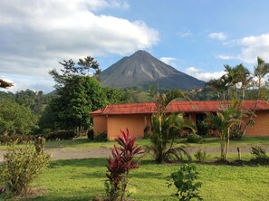 Mountain view - Cabinas Los Guayabos (La Fortuna)