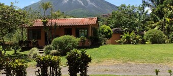 Cabinas Los Guayabos