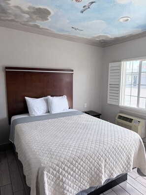 Standard Room, 1 Queen Bed | Free WiFi, wheelchair access