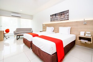 Superior Room, 2 Twin Beds | In-room safe, desk, free WiFi, bed sheets