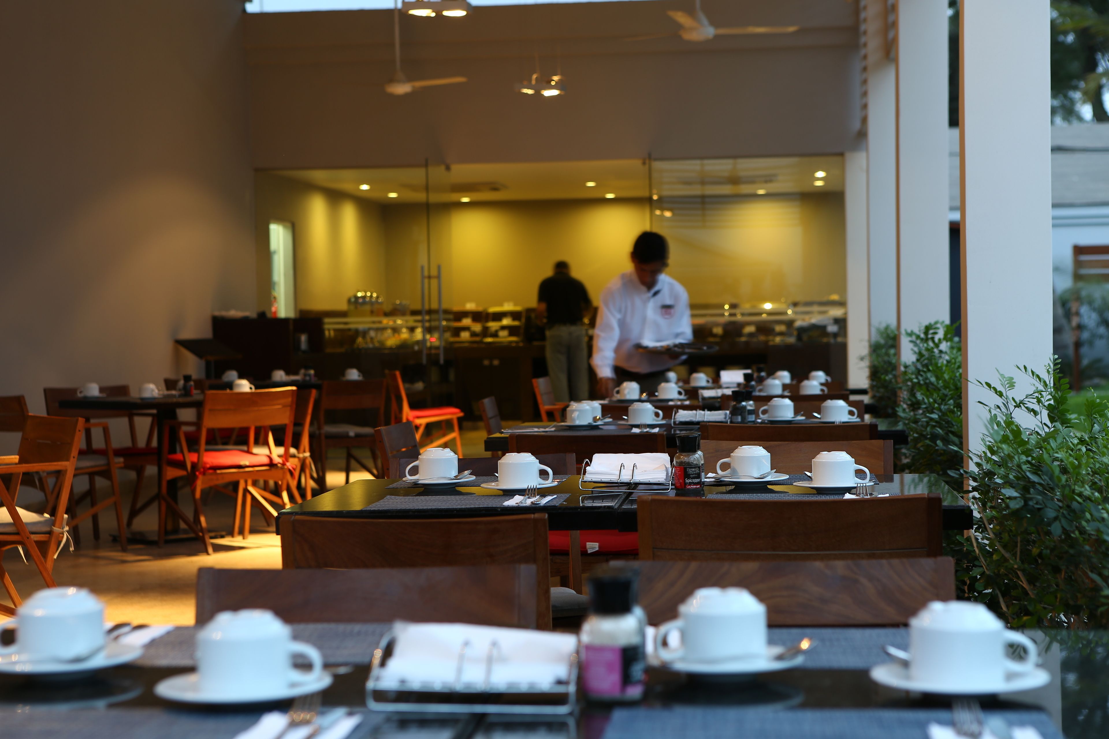 daily buffet breakfast (usd 18 per person)