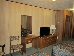 Tempat tidur bayi (biaya tambahan), Wi-Fi gratis, dan seprai linen
