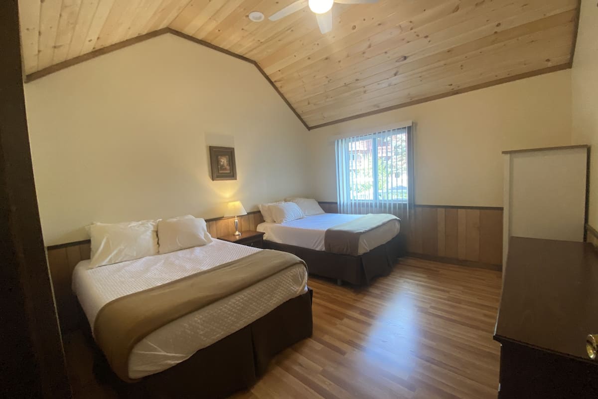 cottage, 2 bedrooms | 1 bedroom, in-room safe, iron/ironing board, rollaway beds