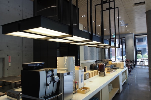 Esmorzar diari d'estil bufet gratuït