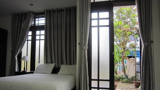 Minibar, desk, WiFi (free) - Sea Star Homestay (Hoi An)
