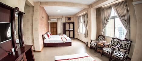 패밀리룸 | 미니바, 객실 내 금고, 책상, 방음 설비