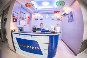 Reception - Diamond Crown Hotel (Yangon)