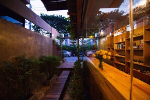 숙박 시설 구내