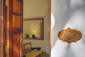 Quang cảnh từ phòng