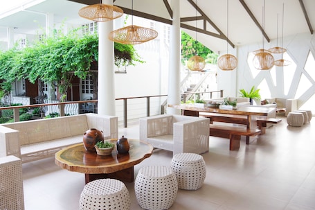 Lobby lounge. Paras Beach Resort
