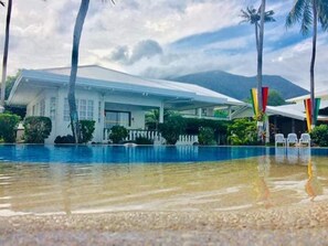 Exterior - Paras Beach Resort (Mambajao)