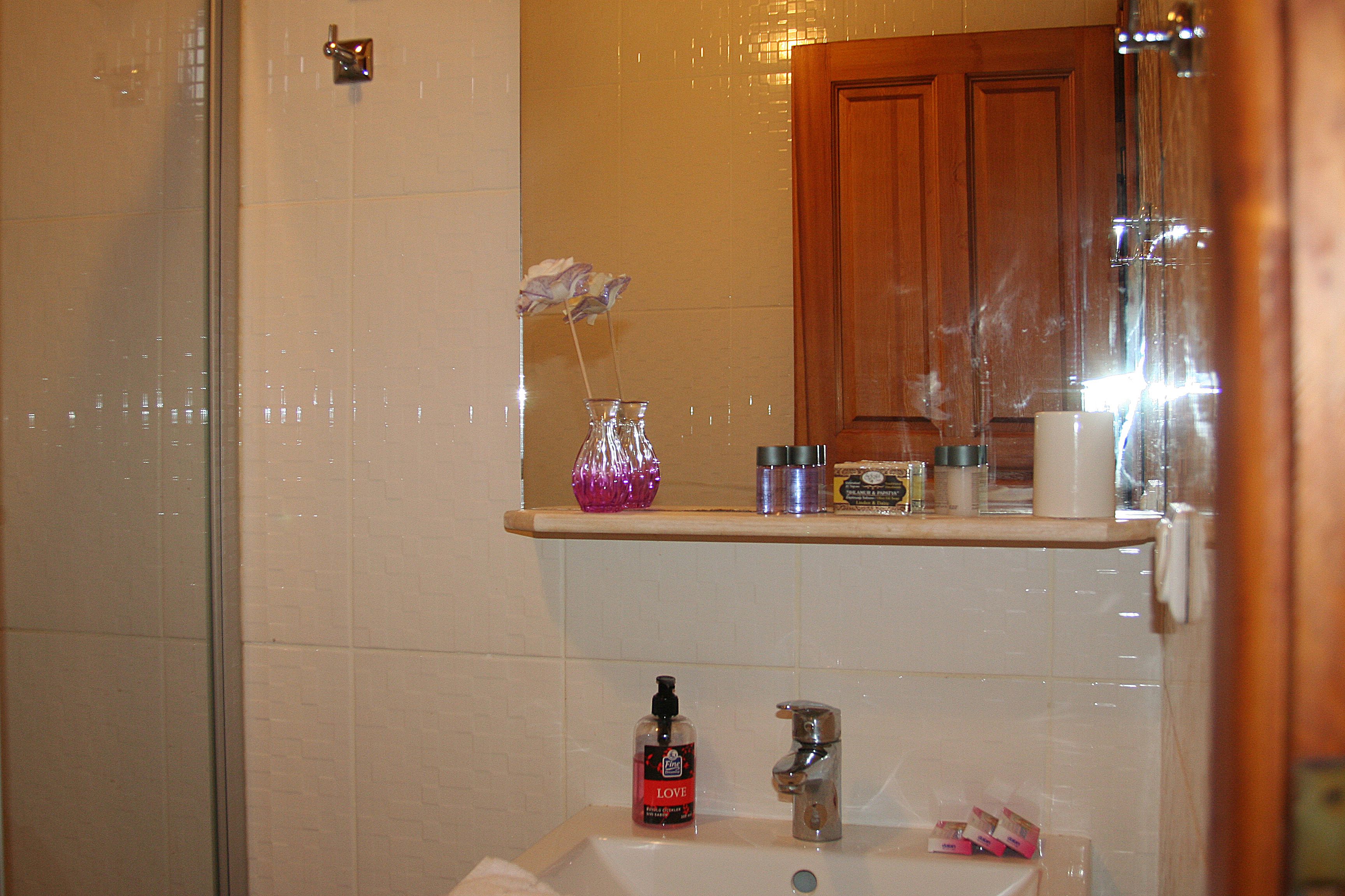 family villa 2 katli mutfak | premium bedding, in-room safe, laptop workspace, soundproofing