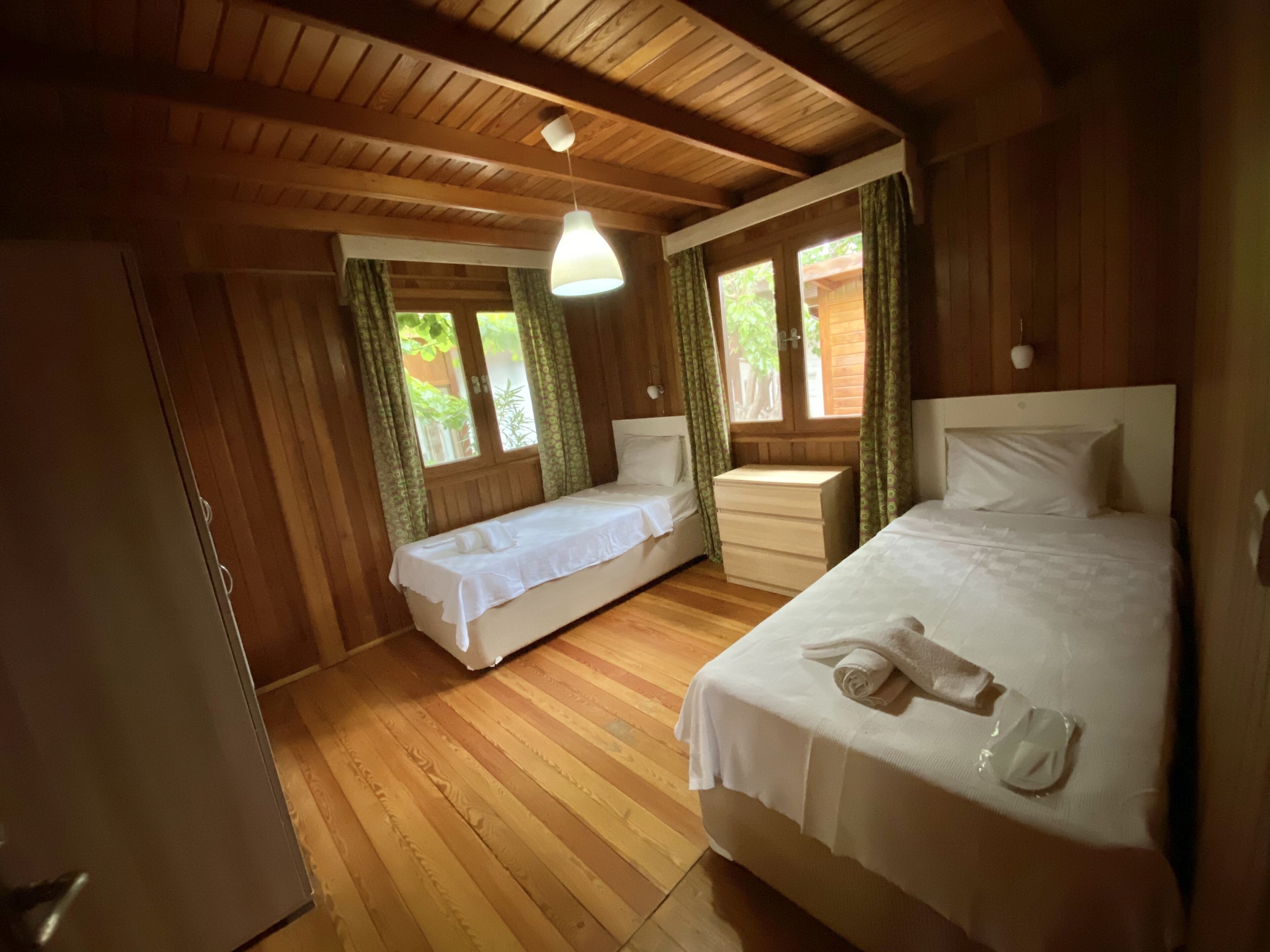 family villa mutfakli | premium bedding, in-room safe, laptop workspace, soundproofing