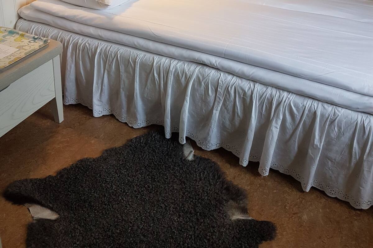 Habitación doble, en edificio anexo | Cunas o camas infantiles (de pago), wifi gratis, ropa de cama