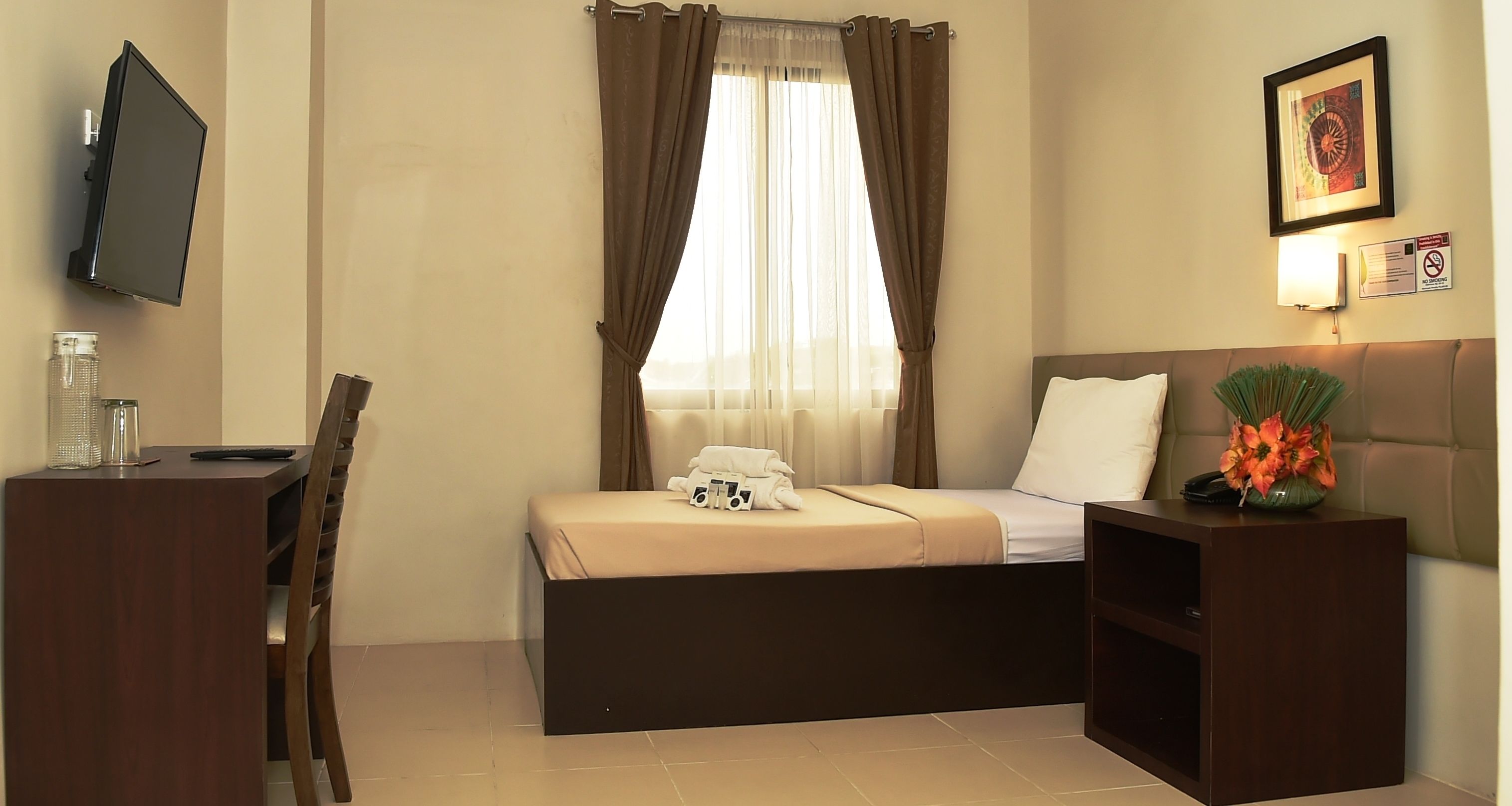 Single Room | Desk, free WiFi, bed sheets