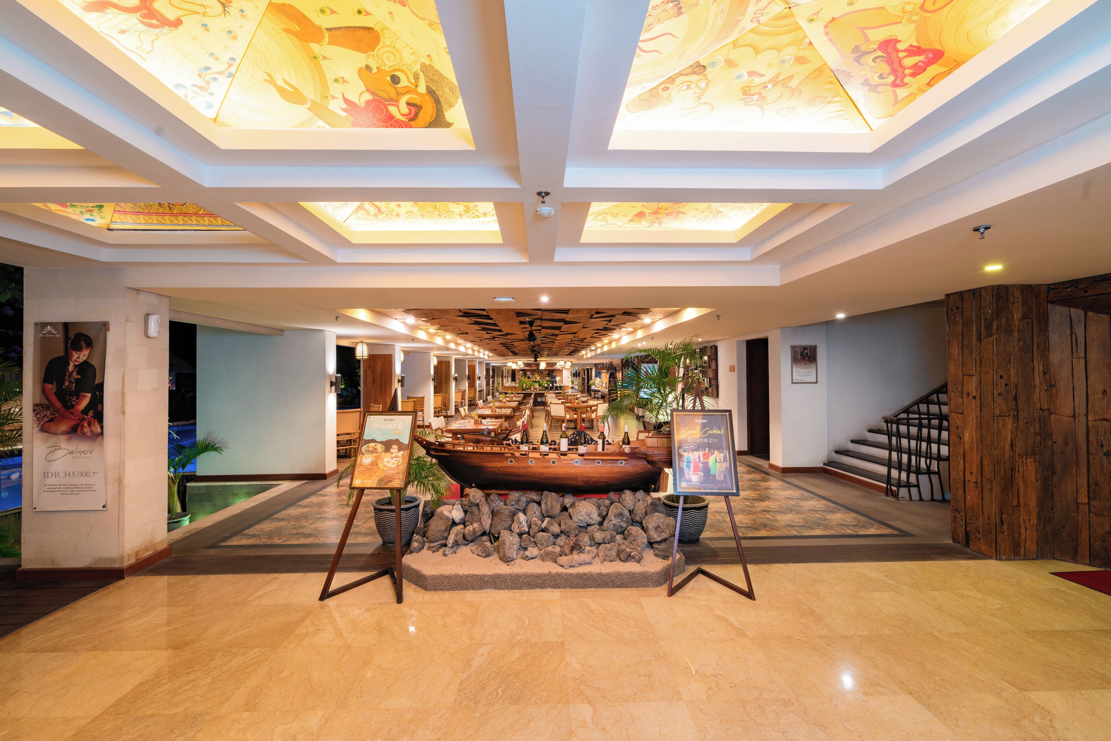 breakfast, lunch, dinner served; international cuisine, pool views