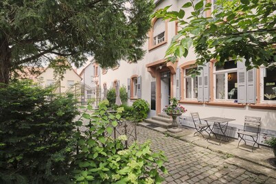 Gästehäuser Villa Delange