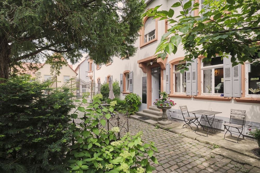 Villa Delange image