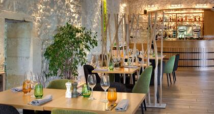 Pey La Tour - Logis HĂŽtels & restaurant