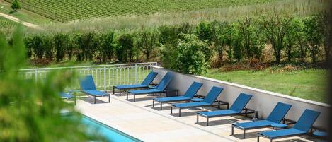 Piscine extérieure (ouverte en saison)