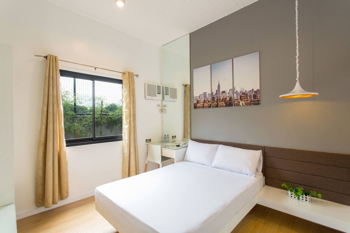 Standard Room | Bed sheets