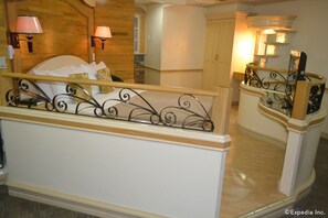 Caja de seguridad en la habitación, escritorio y wifi gratis 