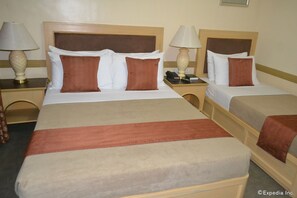 In-room safe, desk, free WiFi - Phela Grande Hotel (General Santos)