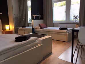Classic-Apartment, 1 Schlafzimmer | Schreibtisch, Bügeleisen/Bügelbrett, kostenloses WLAN
