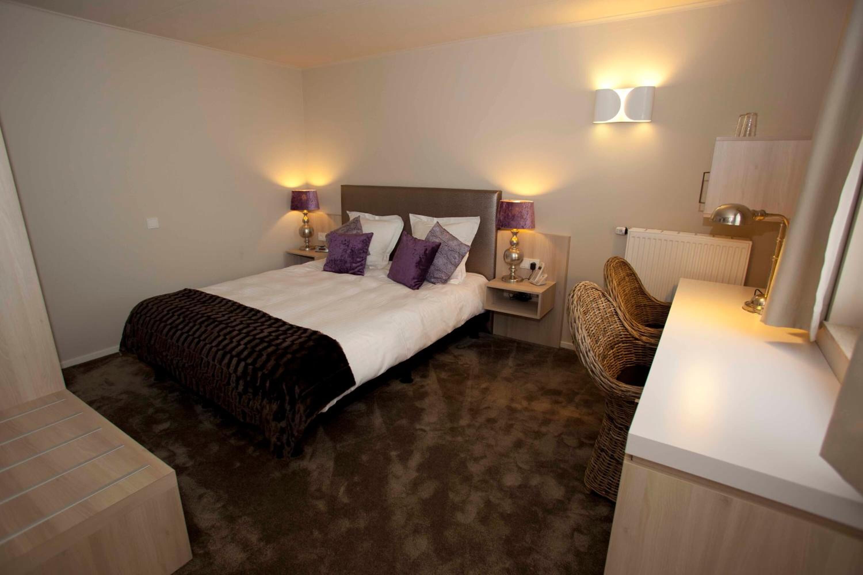 in-room safe, desk, iron/ironing board, free wifi