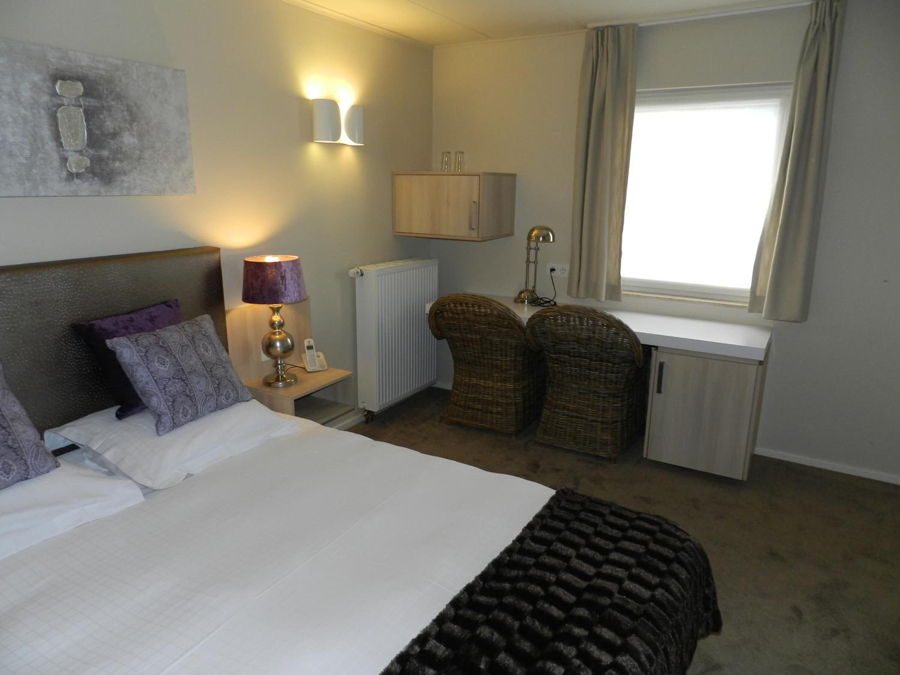 in-room safe, desk, iron/ironing board, free wifi