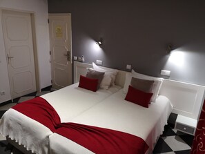 Twin Room, Balcony, Sea View