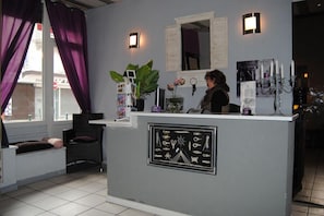 Reception - Hôtel de Genève (Lourdes)