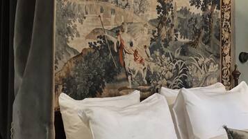 Royal Suite, Garden View | Free WiFi