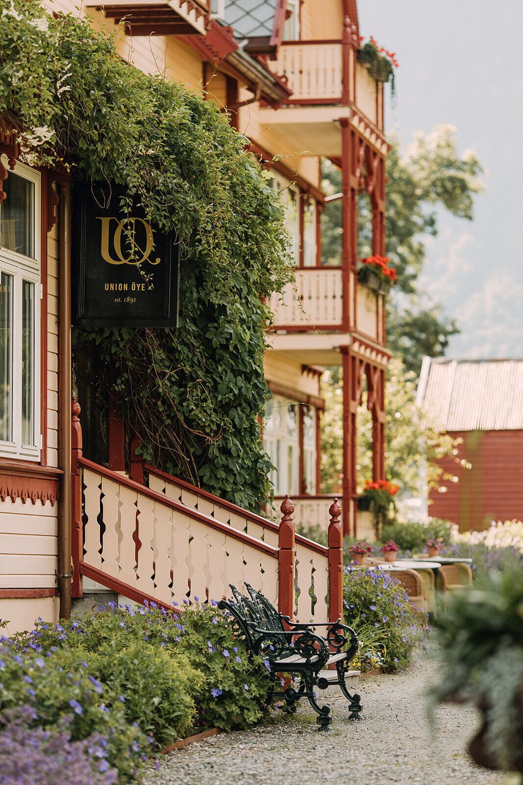 مدخل المنشأة