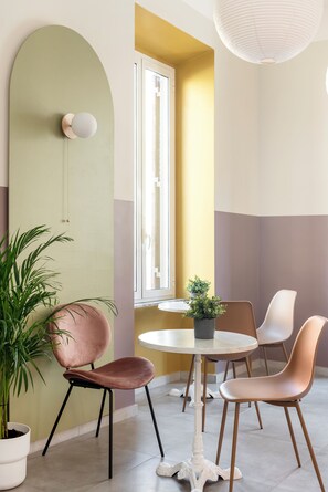 Interior - Hotel Infinito (Rome)