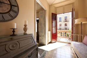 In-room safe, individually decorated, individually furnished, desk - Hotel Aiguaclara (Begur)