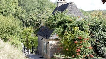 Maison Confort, 2 chambres, salle de bains privée | Décoration personnalisée, ameublement personnalisé, bureau