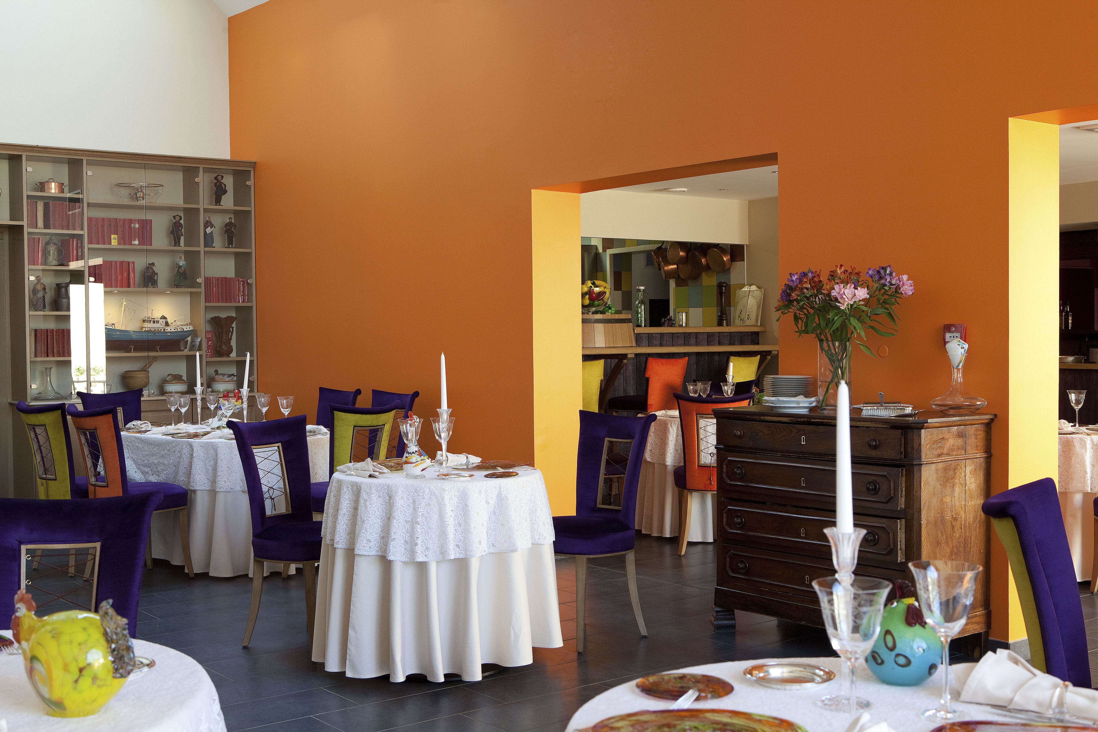 lunch and dinner served, french cuisine