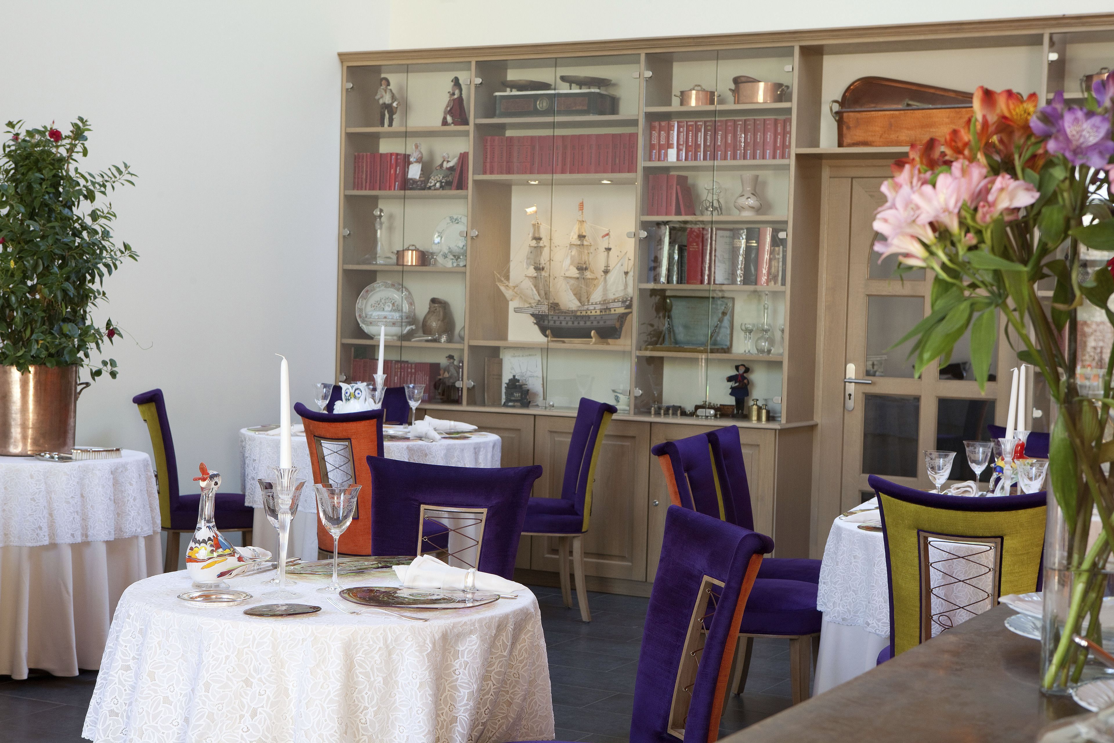 lunch and dinner served, french cuisine