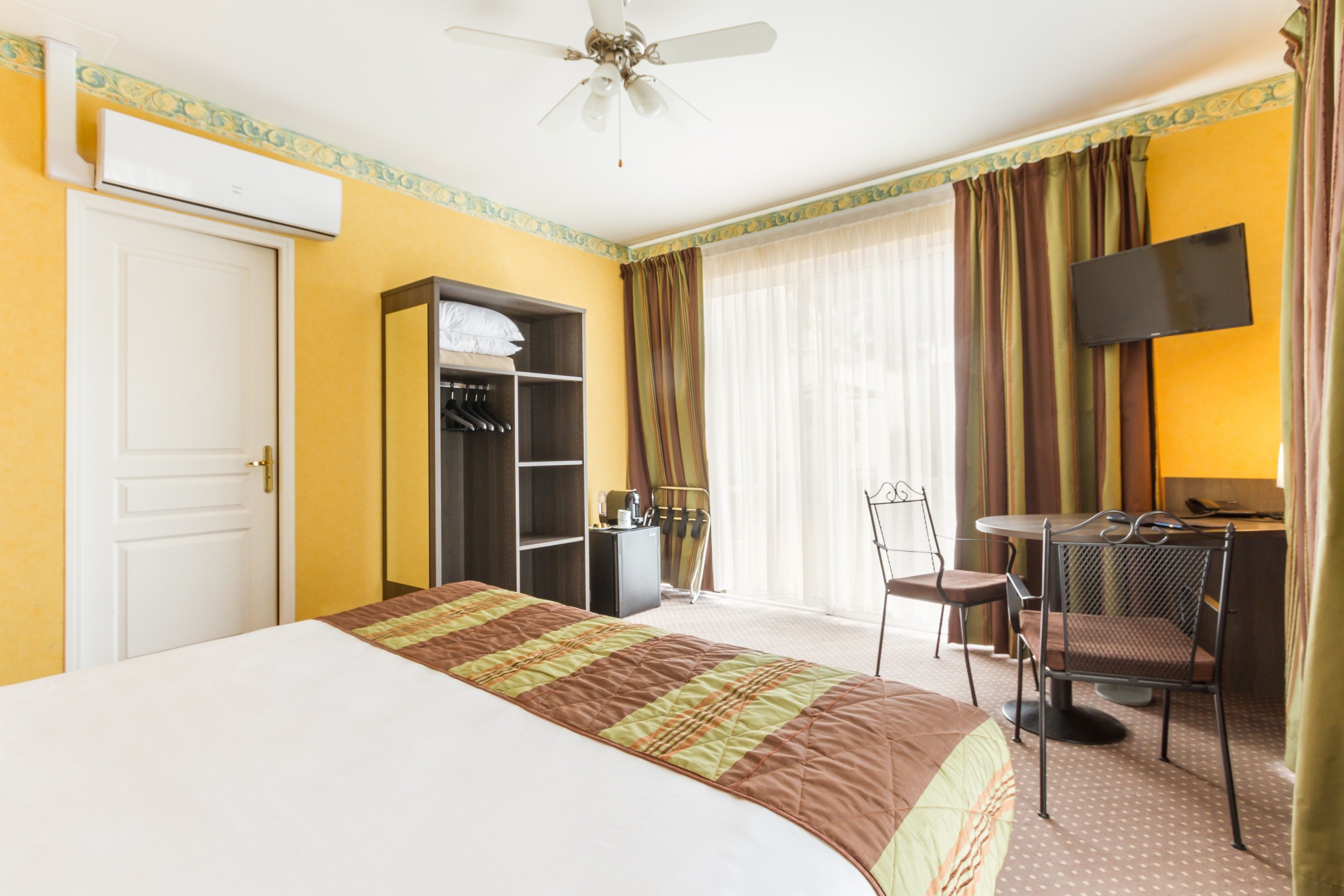 premium double or twin room | in-room safe, desk, blackout curtains, soundproofing