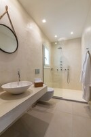 Ducha y cabezal de ducha con hidromasaje