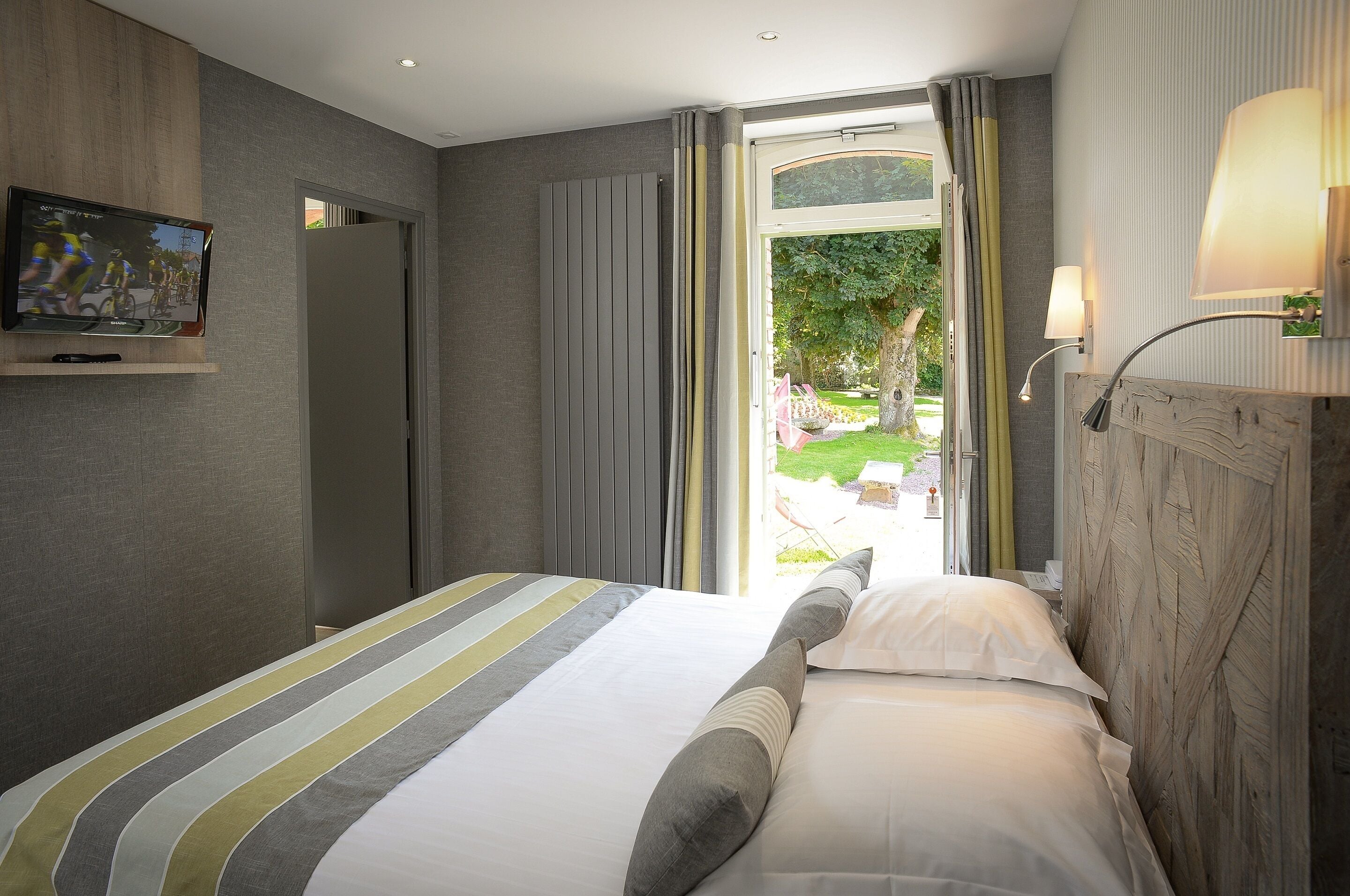 Chambre Familiale Supérieure | Seprai premium dan didekorasi berbeda-beda
