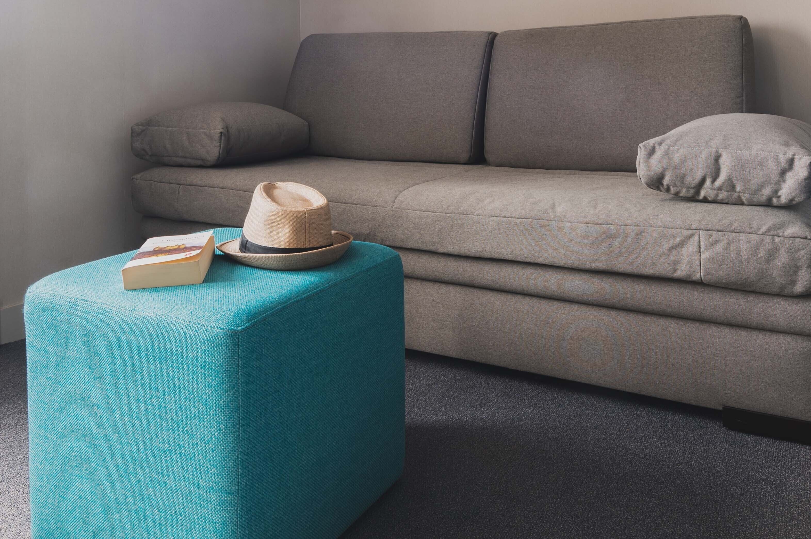 suite standard | living area | flat-screen tv, offices