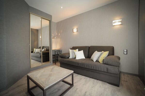 Flachbildfernseher, Arbeitsbereiche