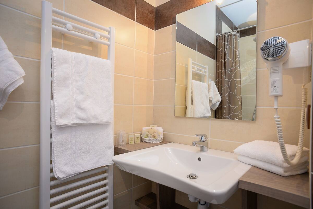 superior double room | 1 bedroom, premium bedding, individually decorated