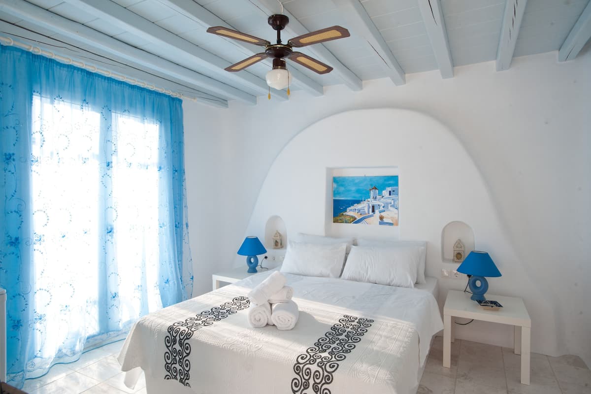 Double Room With Shared Balcony And Sea View | In-room safe, iron/ironing board, free WiFi, bed sheets