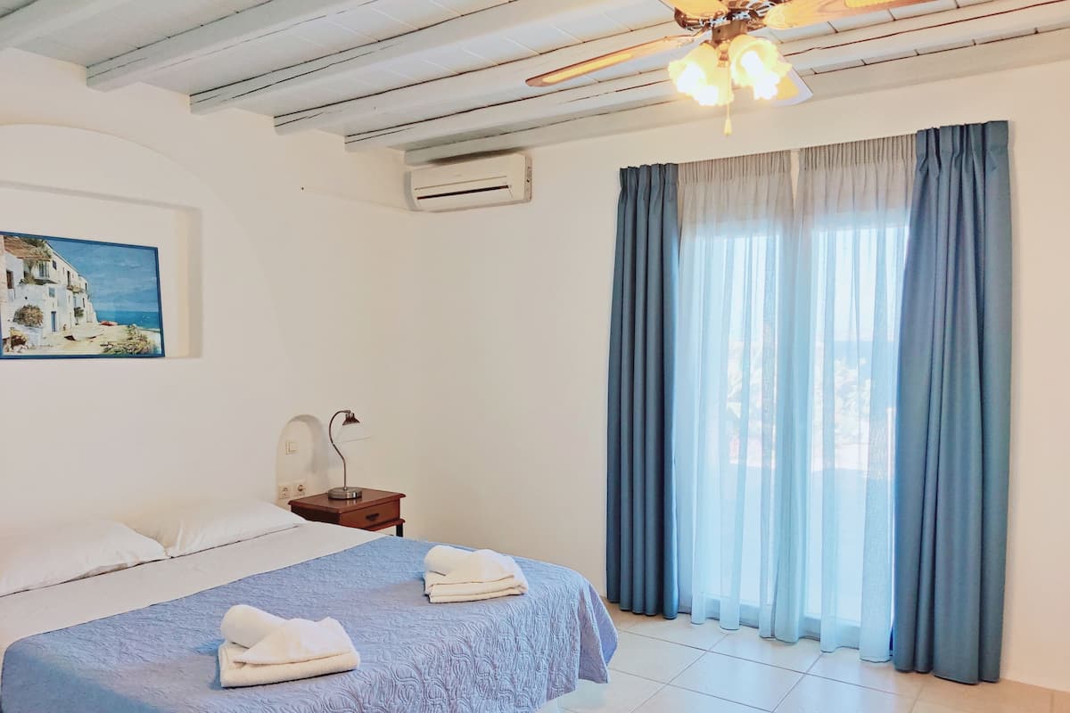 Villa, 3 Bedrooms, Sea View | In-room safe, iron/ironing board, free WiFi, bed sheets