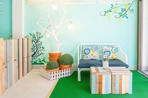 Interior - Kamin Bird Hostel (Bangkok)